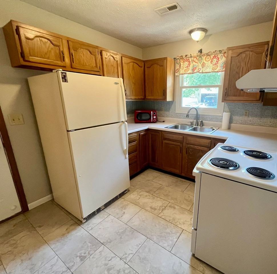 644 Tamarach Dr - Photo 7 of 13