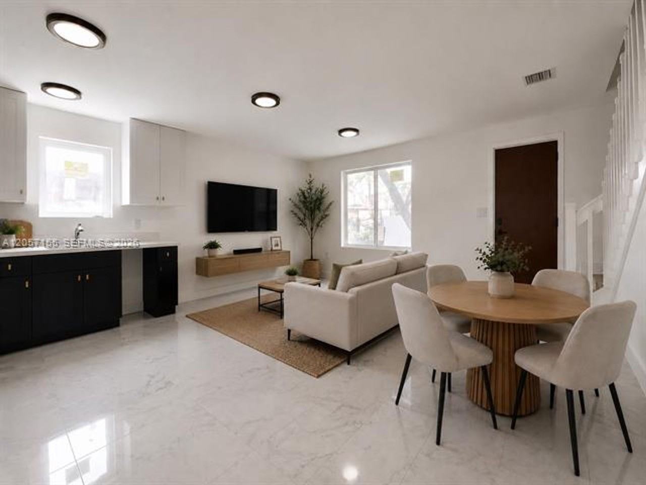 1629 1629 NW 40th St th 1 - Photo 4 of 14