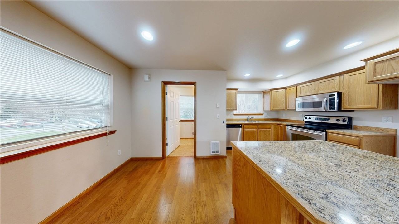 515 Neff Cir - Photo 3 of 11