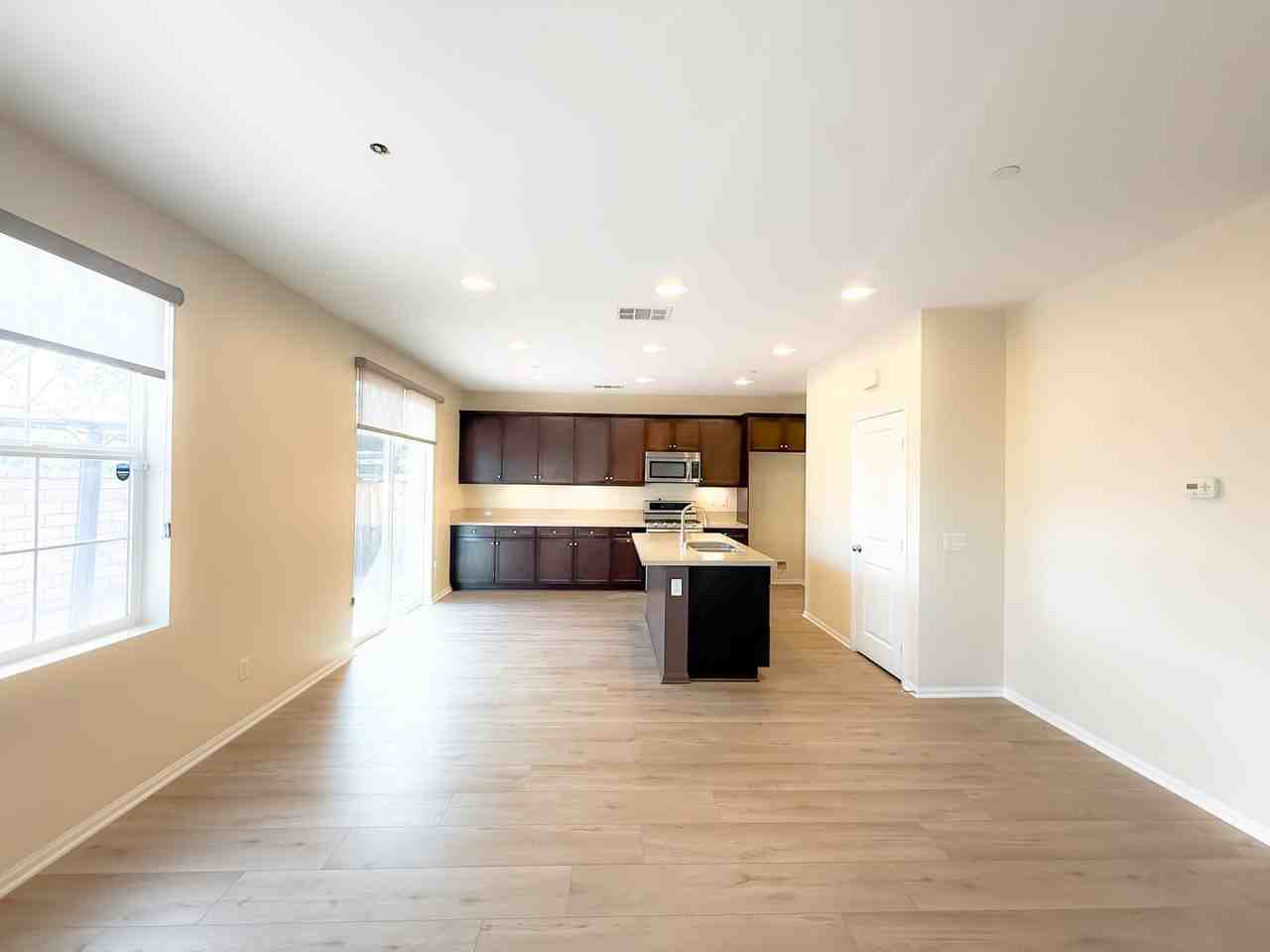 10816 Lotus Dr - Photo 4 of 24