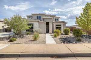 featured image of 2579 S Wilson Dr