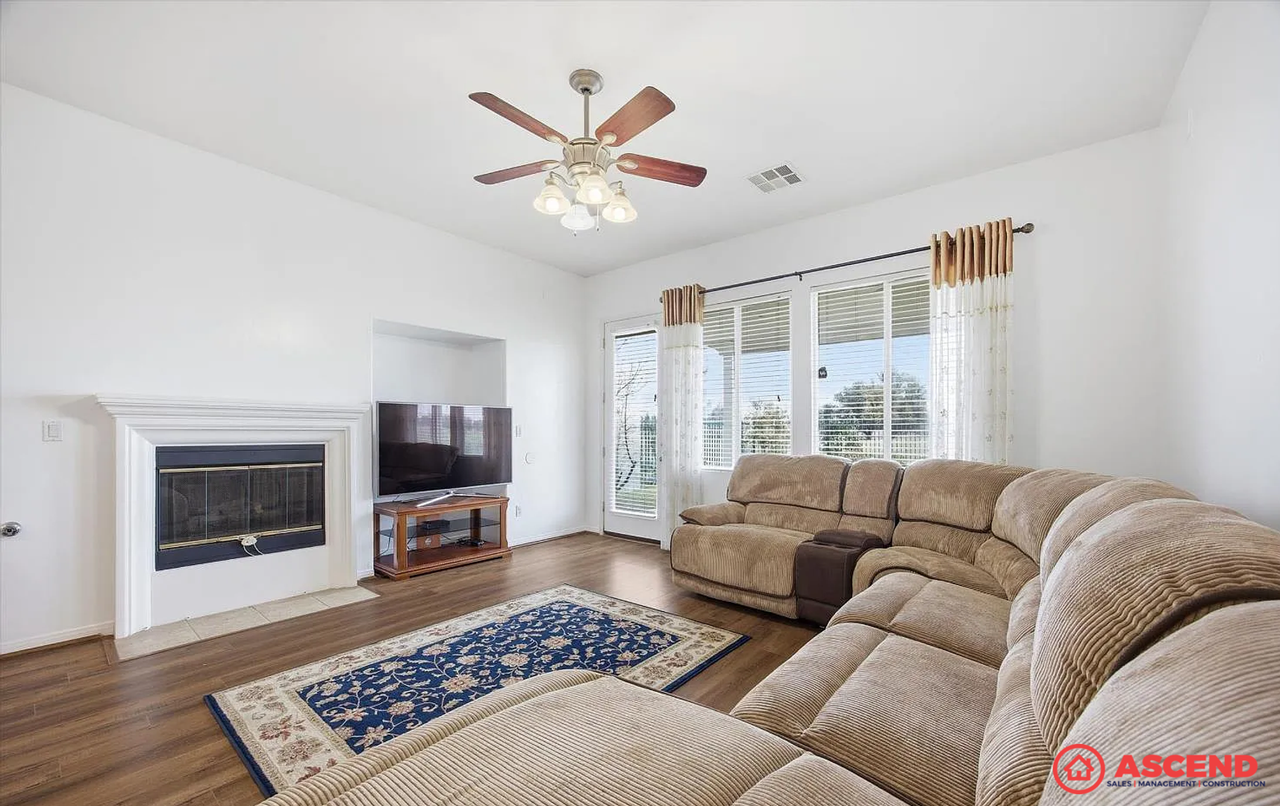 5406 Pelican Hill Dr - Photo 5 of 18