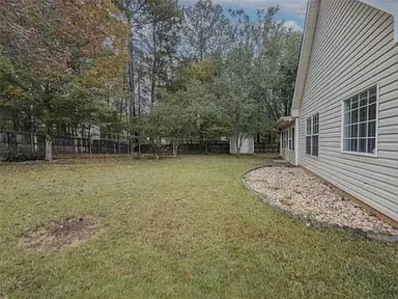 190 Overlook Dr - Photo 5 of 24