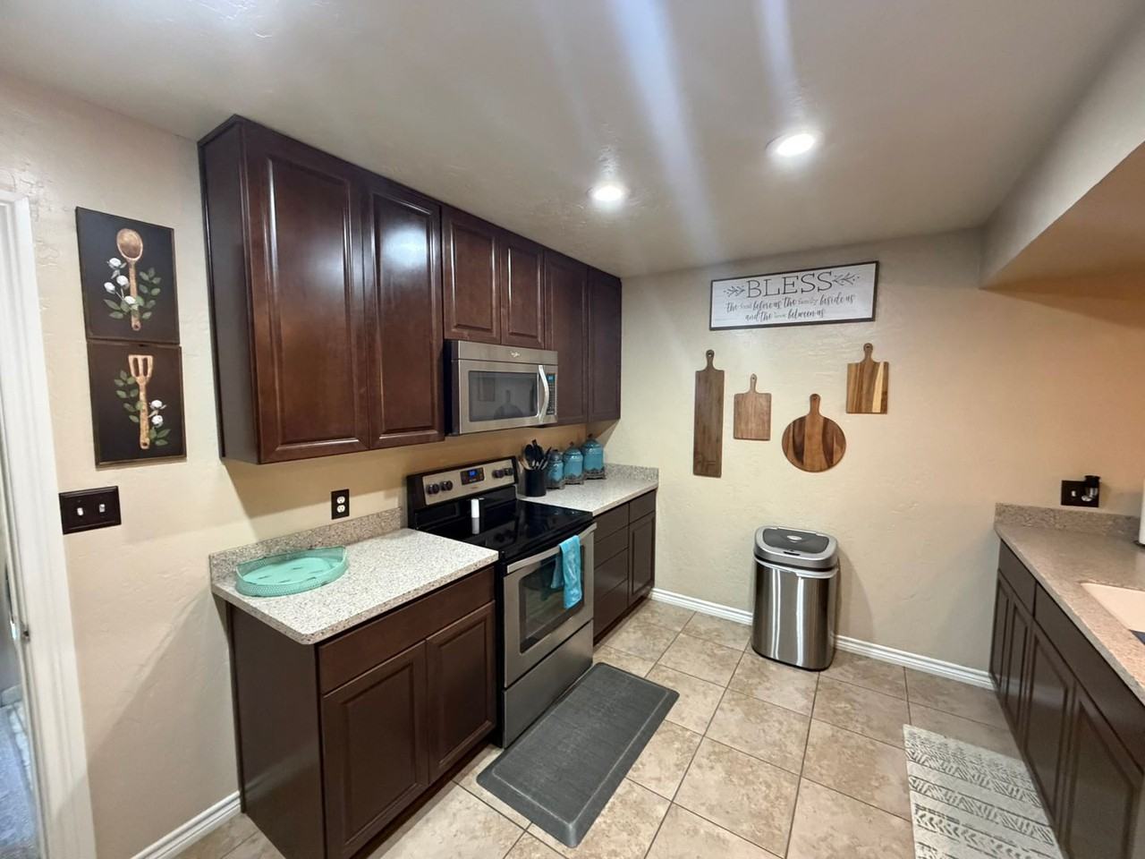 807 Preston Trails Ct - Photo 4 of 26