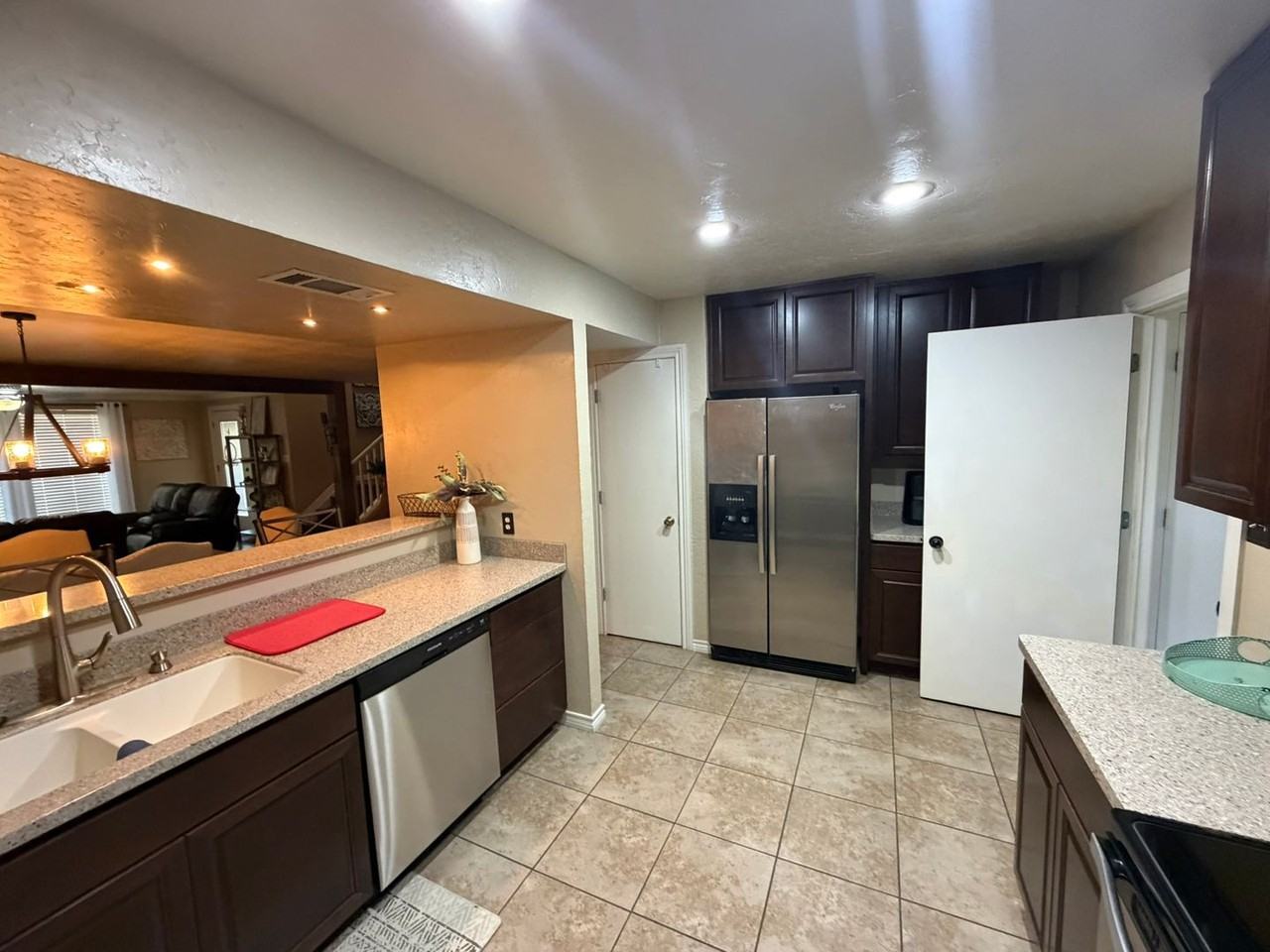 807 Preston Trails Ct - Photo 5 of 26