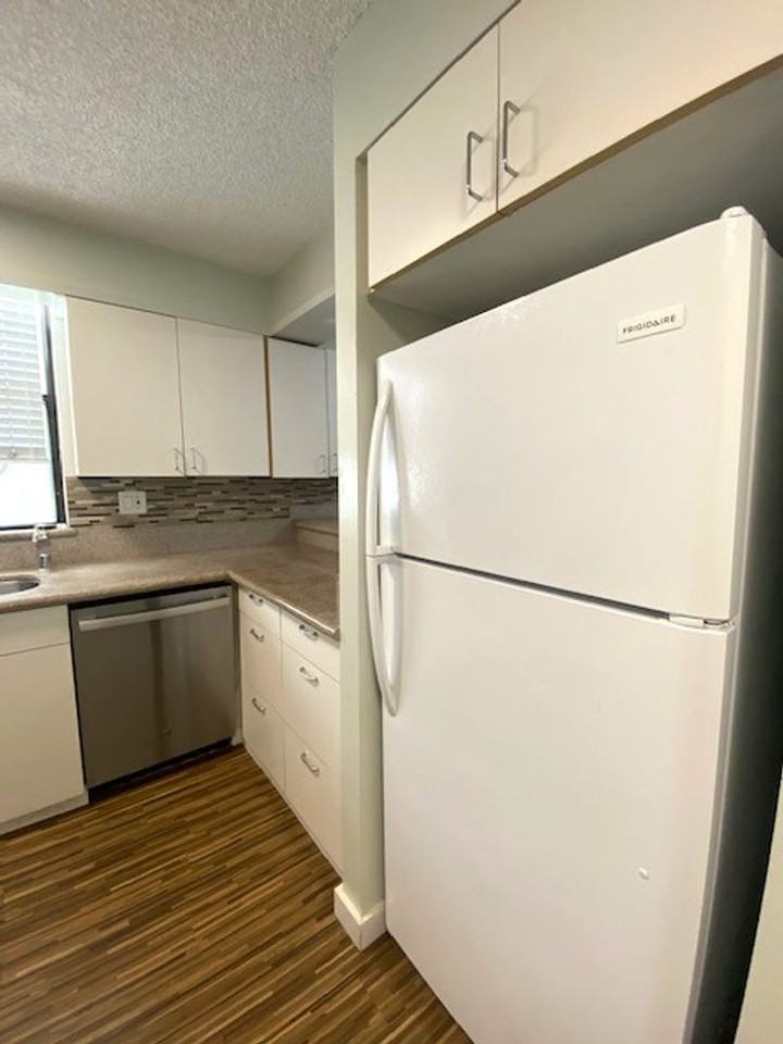 1760 S Beretania St #11D - Photo 3 of 25
