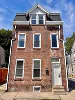 featured image of 635 W Green St