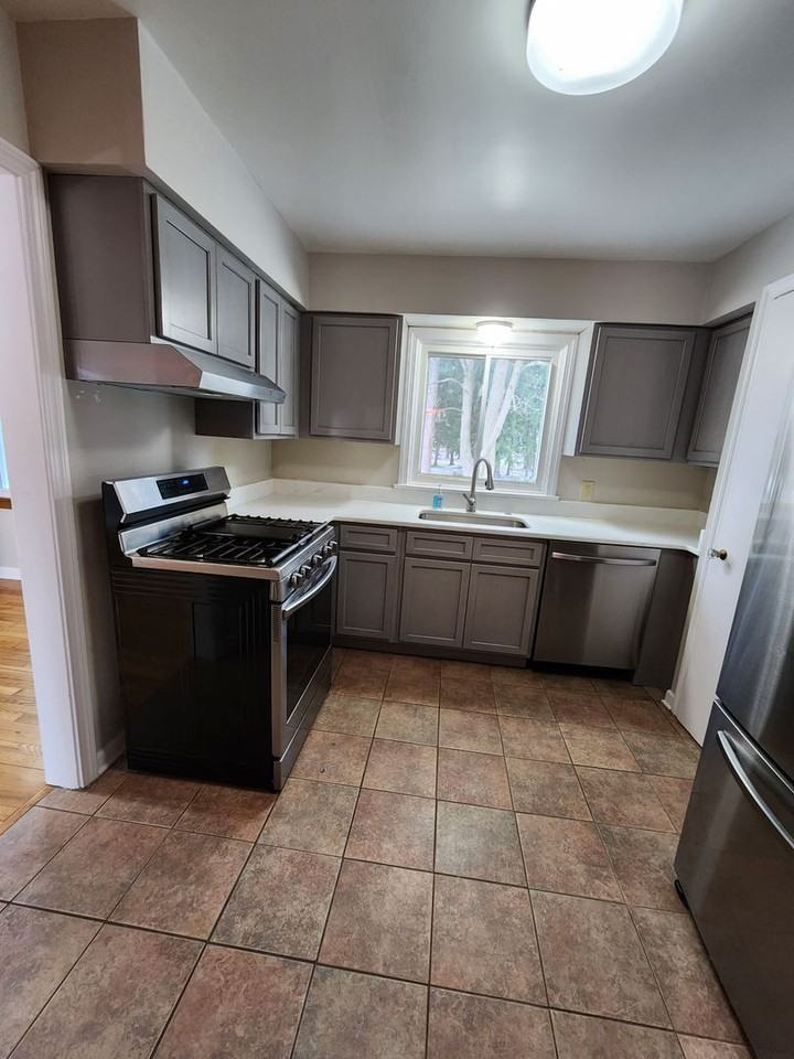 6920 Som Center Rd - Photo 7 of 50