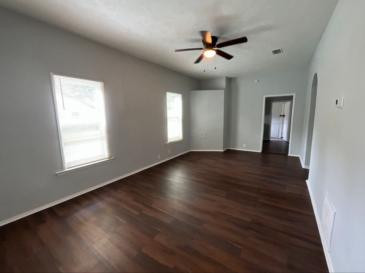 830 Garfield St - Photo 5 of 16