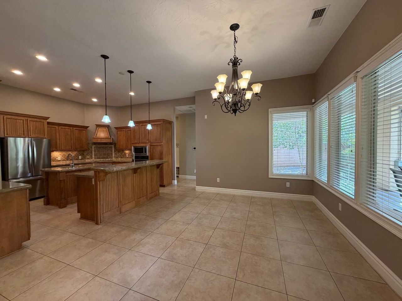 1145 W 2400 S - Photo 7 of 42