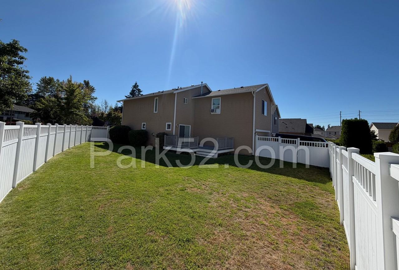 2234 Wallace Loop - Photo 2 of 3