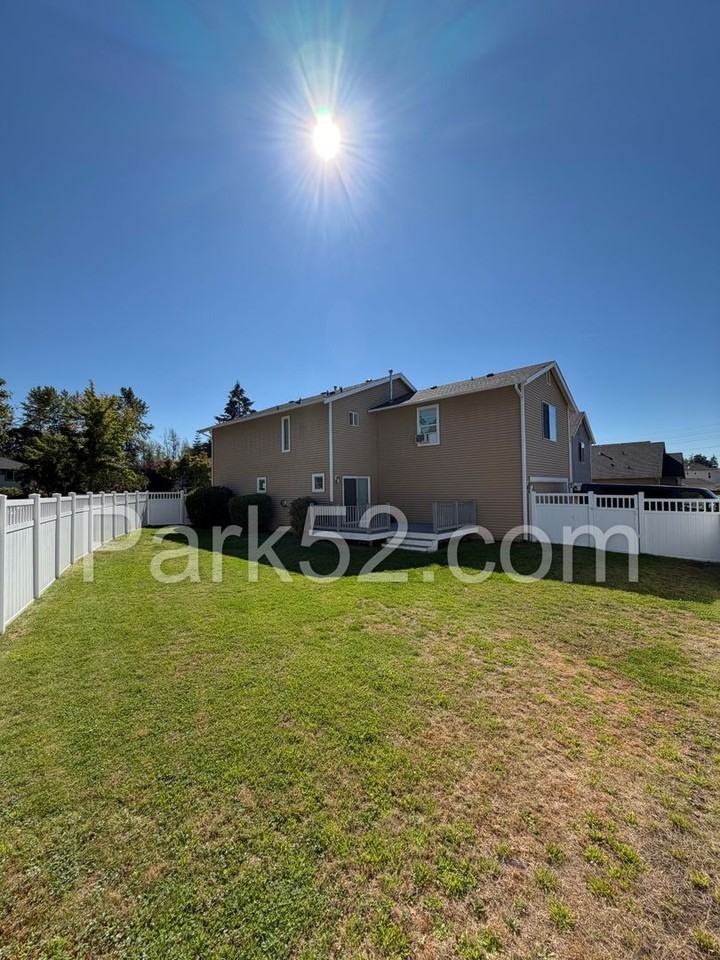 2234 Wallace Loop - Photo 3 of 3