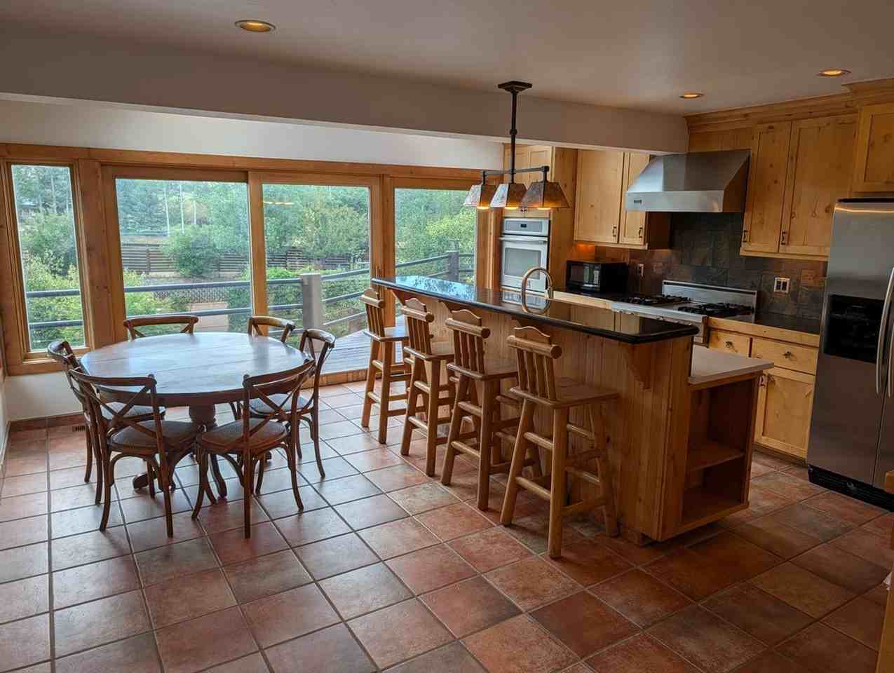 2833 Hackney Ct - Photo 2 of 14