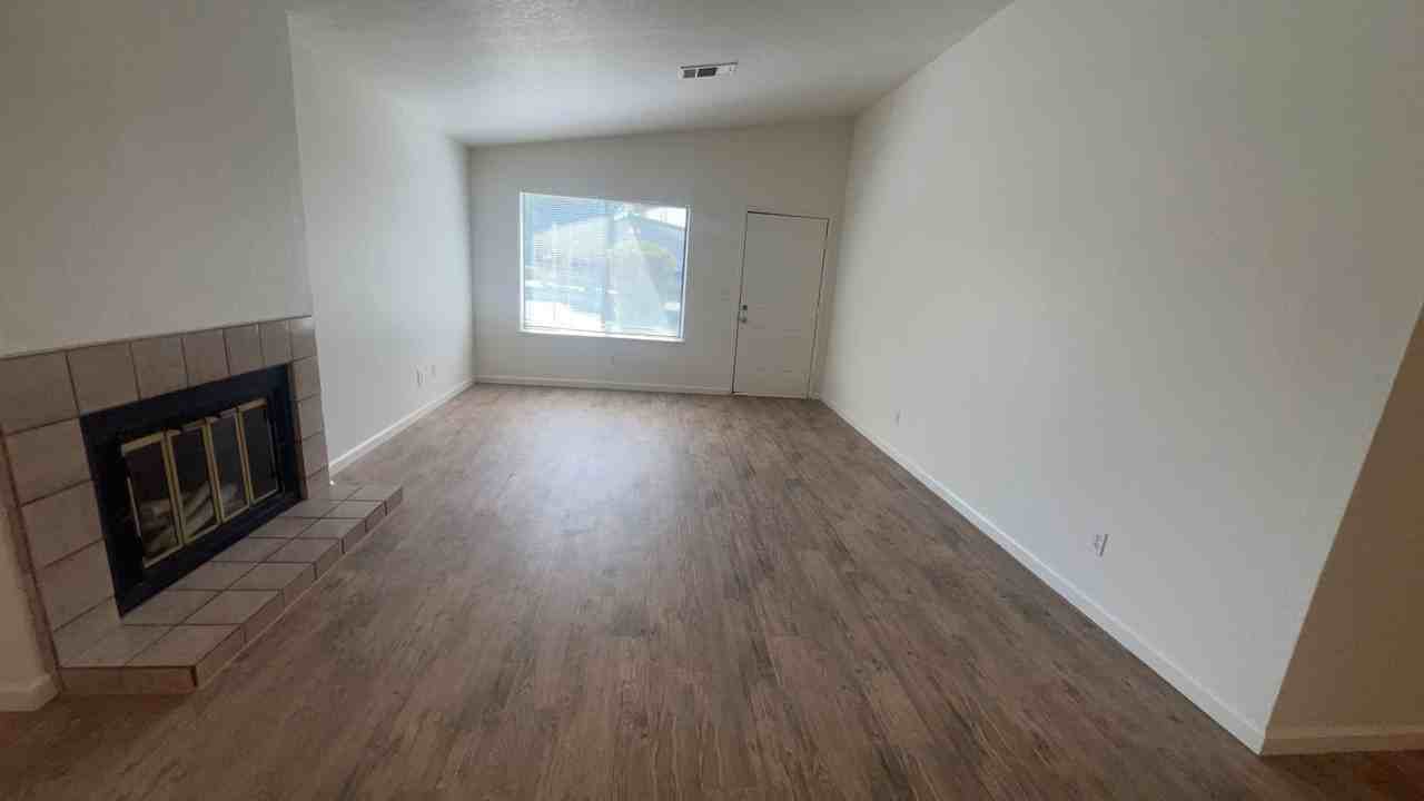 2860 St Phillip Dr - Photo 3 of 26