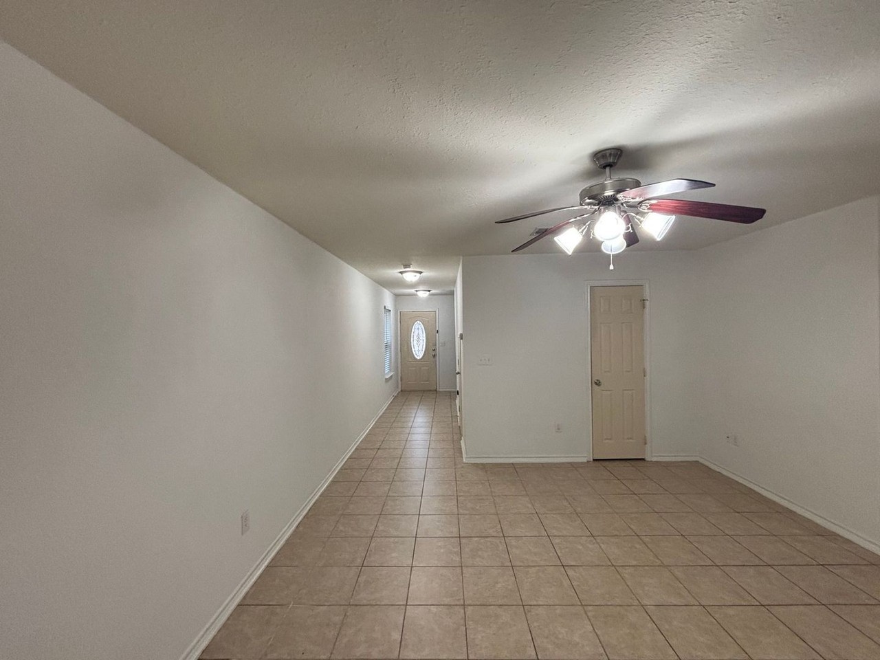 909 Parkplace Rdg - Photo 5 of 30