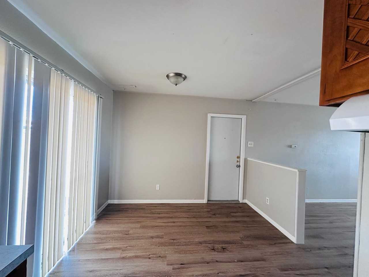 742 Purdue Rd - Photo 4 of 20