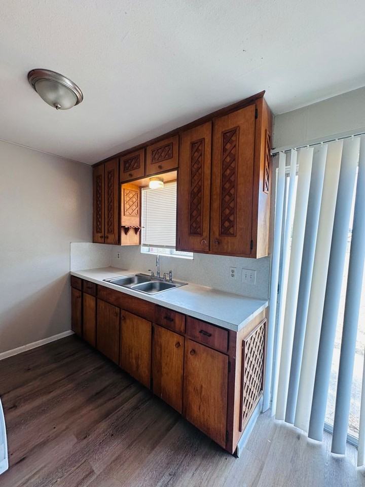 742 Purdue Rd - Photo 6 of 20