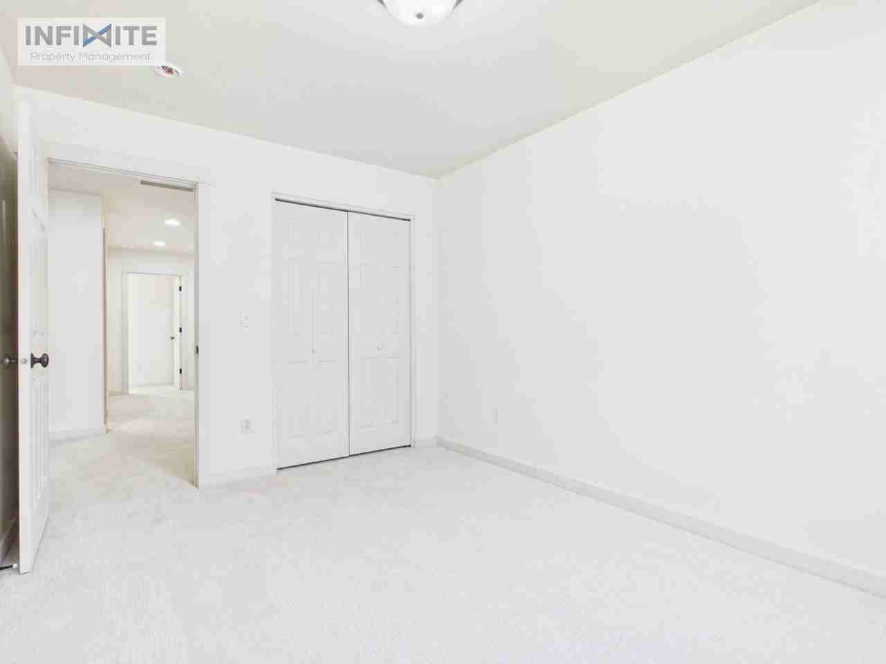 935 Forestglen Dr #C3 - Photo 7 of 18