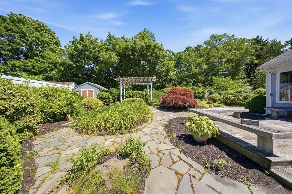 139 Sycamore Cir #NA - Photo 4 of 18