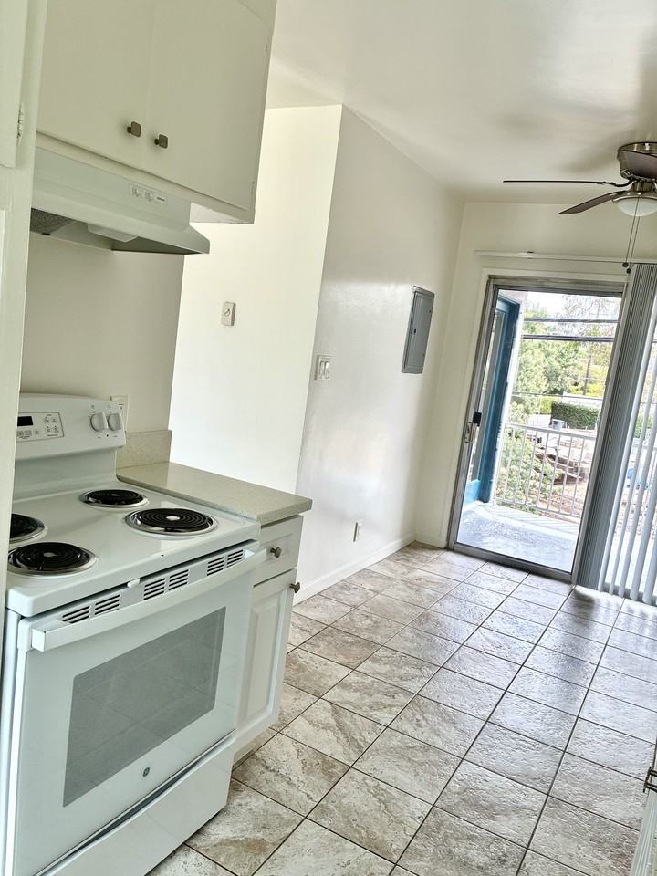 5808 S Pacific Coast Hwy #17 - Photo 7 of 13