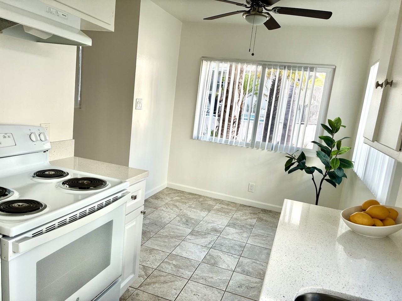5808 S Pacific Coast Hwy #1 - Photo 5 of 12