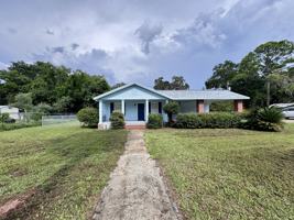 featured image of 123 Se 1st St #NA