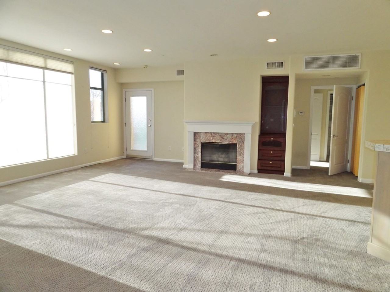144 S 3rd St #403 - Photo 2 of 15