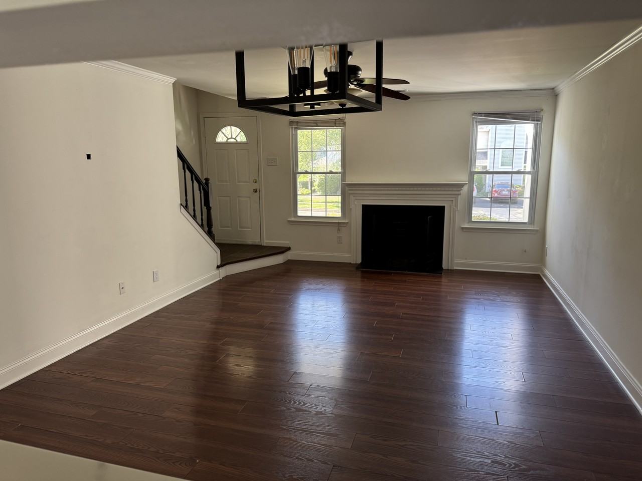 3 Eaton Ct - Photo 5 of 16