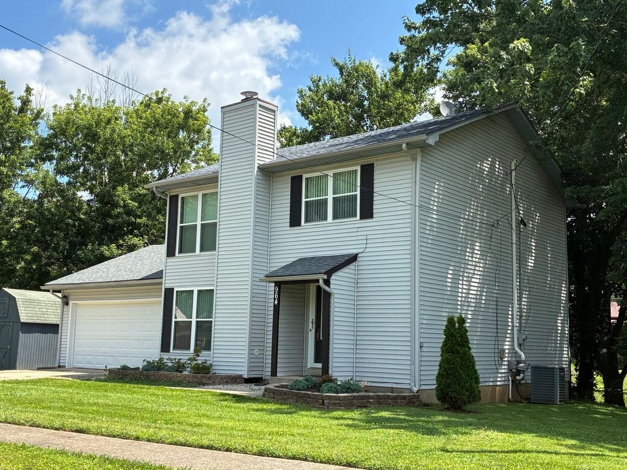 964 Timberwood Dr - Photo 3 of 50