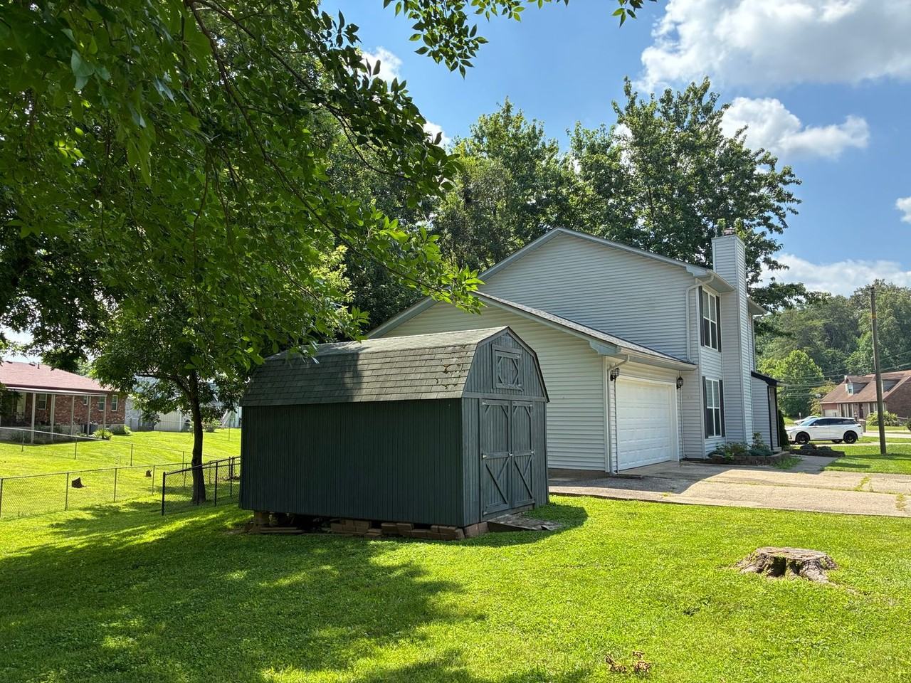 964 Timberwood Dr - Photo 4 of 50