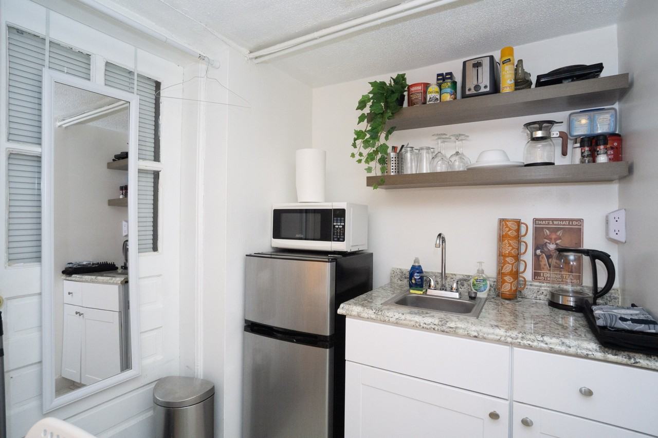 5309 7th St Nw #NA - Photo 6 of 22