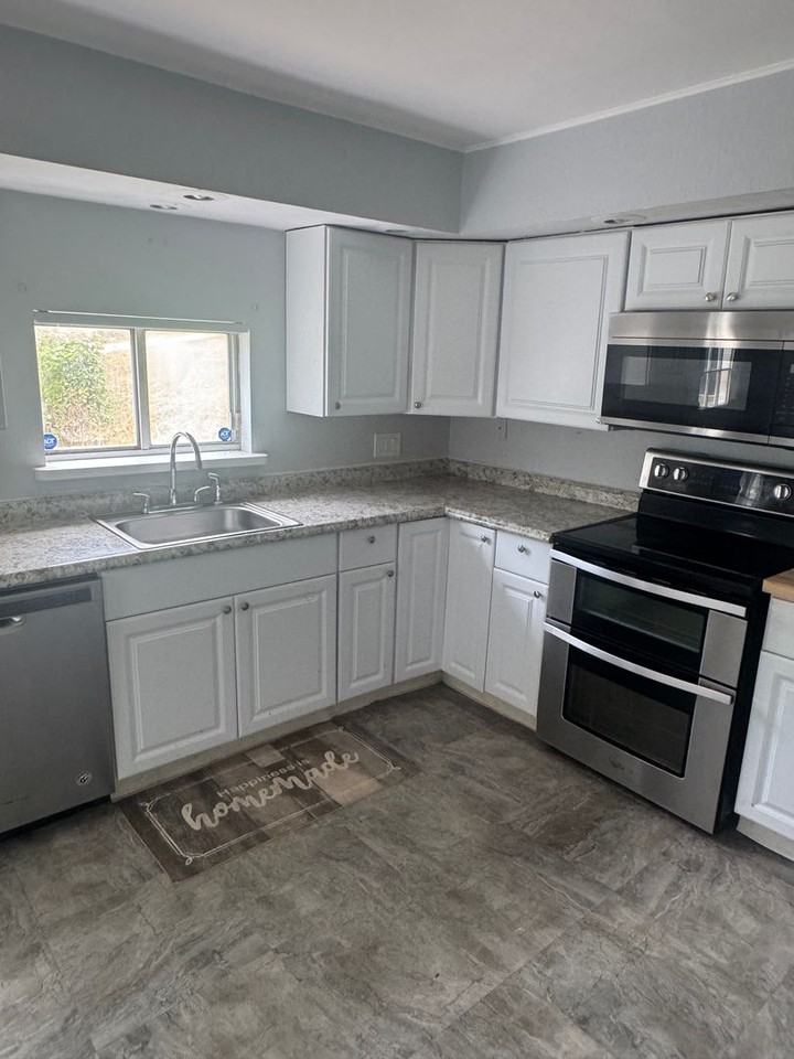 421 High St - Photo 5 of 11