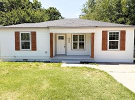 featured image of 1808 Nw Kingsbury Ave