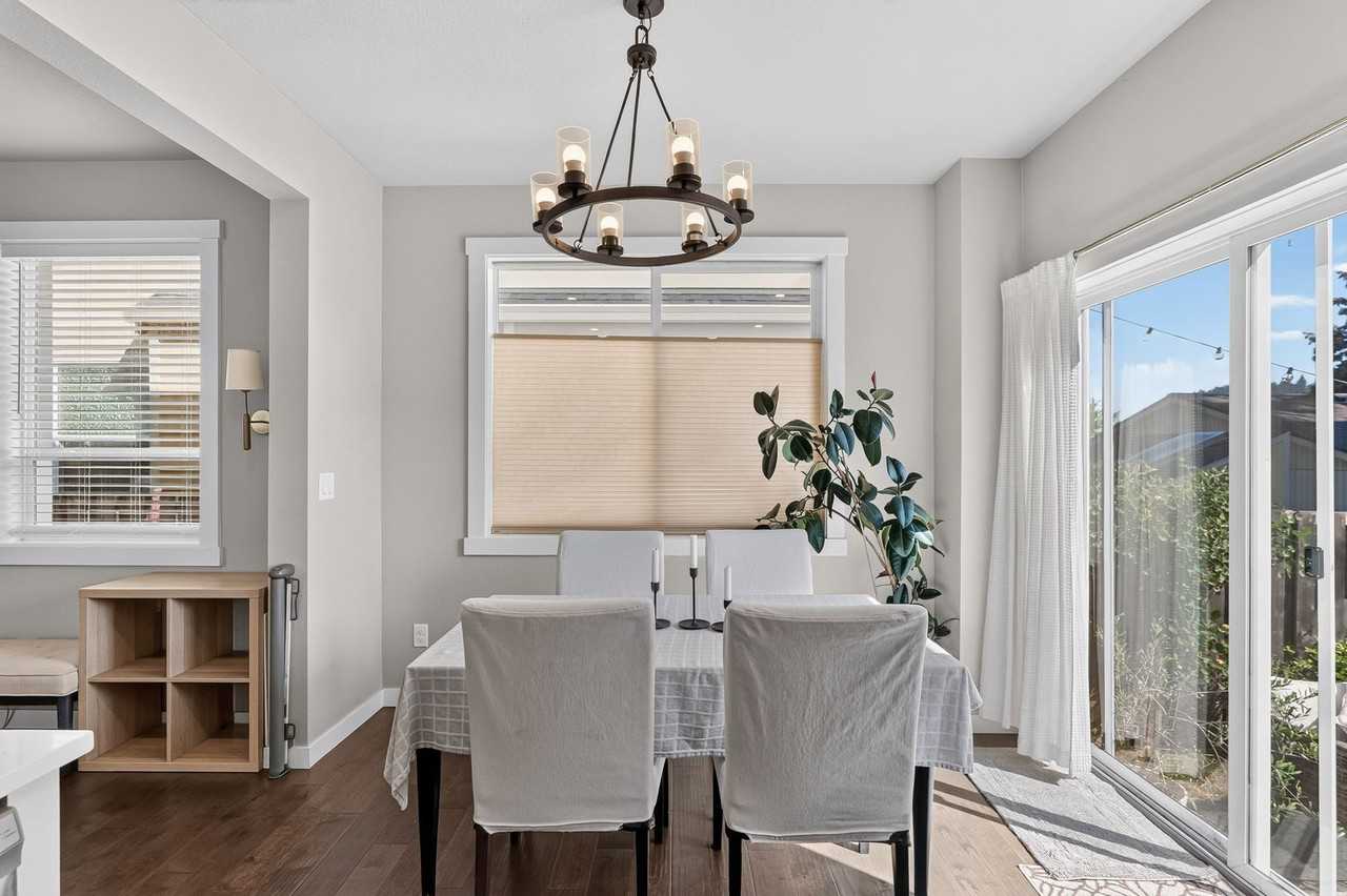 1698 Ne 80th Ave - Photo 6 of 18