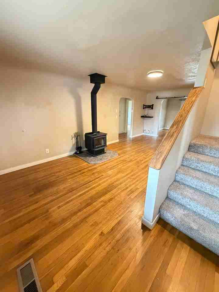 480 W Ash St - Photo 3 of 46