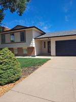 featured image of 14 Kingsboro Way
