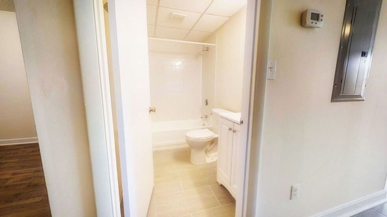 1084 Boylston St - Photo 3 of 5