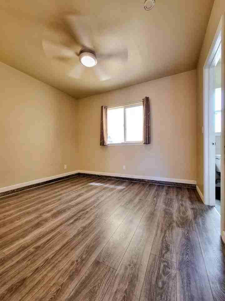 682 S Genevieve Ln - Photo 5 of 16