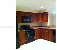 1621 1621 Barcelona Way th 6-32 #32 - Photo 1 of 1