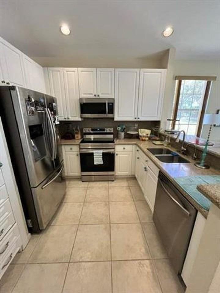 1828 1828 NW 79th Way th 1828 - Photo 2 of 13