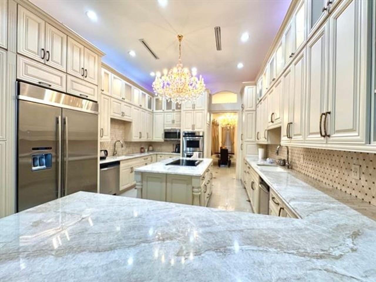 5981 Sw 37th Ter #5981 - Photo 2 of 30
