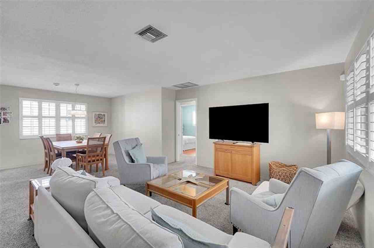 2705 Roosevelt St #2705 - Photo 4 of 27