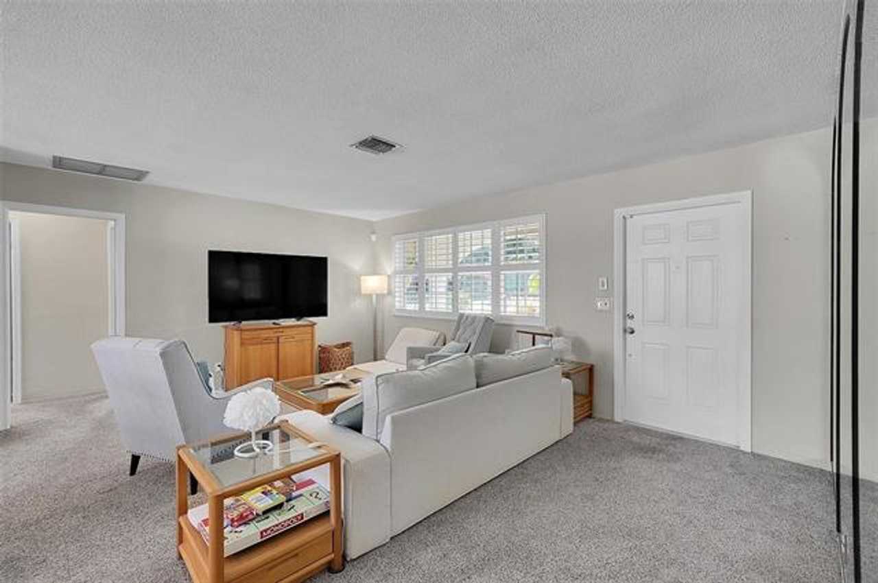 2705 Roosevelt St #2705 - Photo 5 of 27