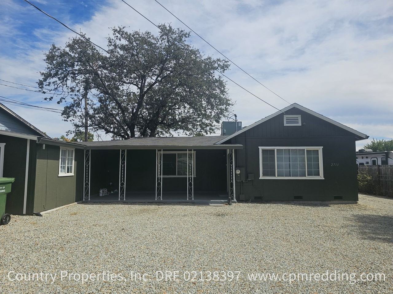 2711 Reservoir Ln - Photo 2 of 32
