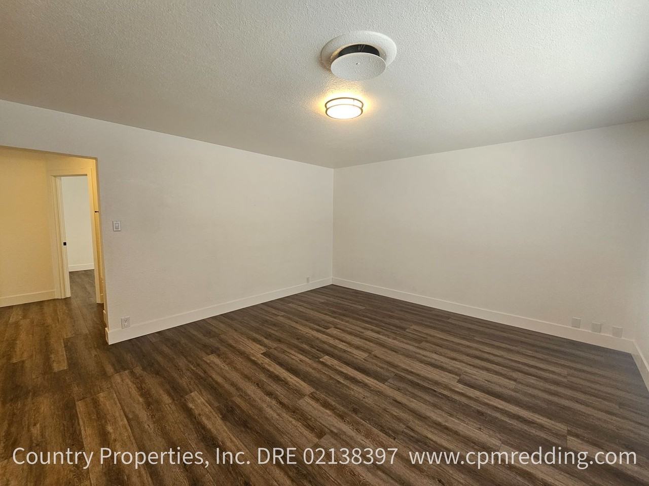 2711 Reservoir Ln - Photo 4 of 32