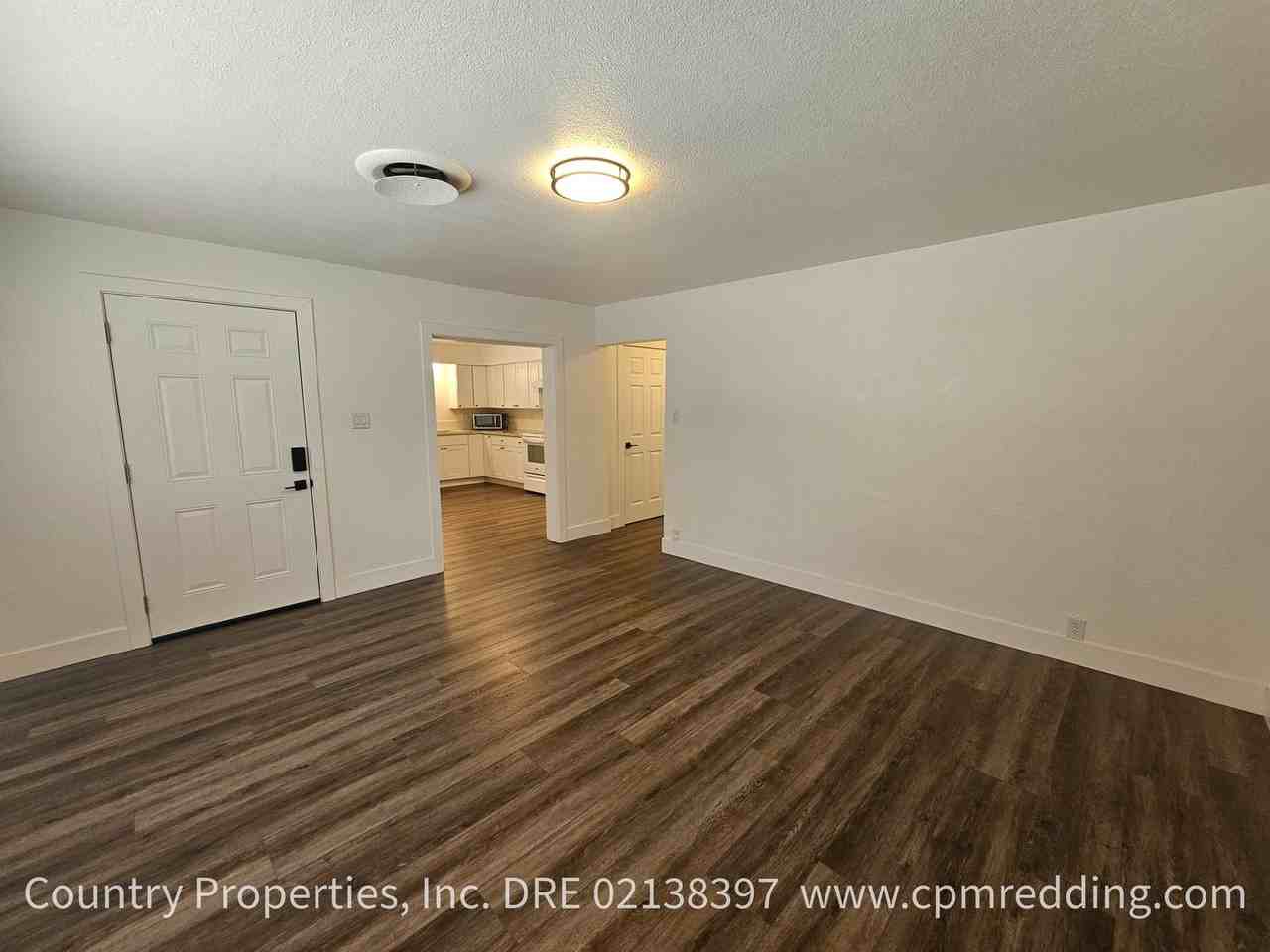 2711 Reservoir Ln - Photo 5 of 32