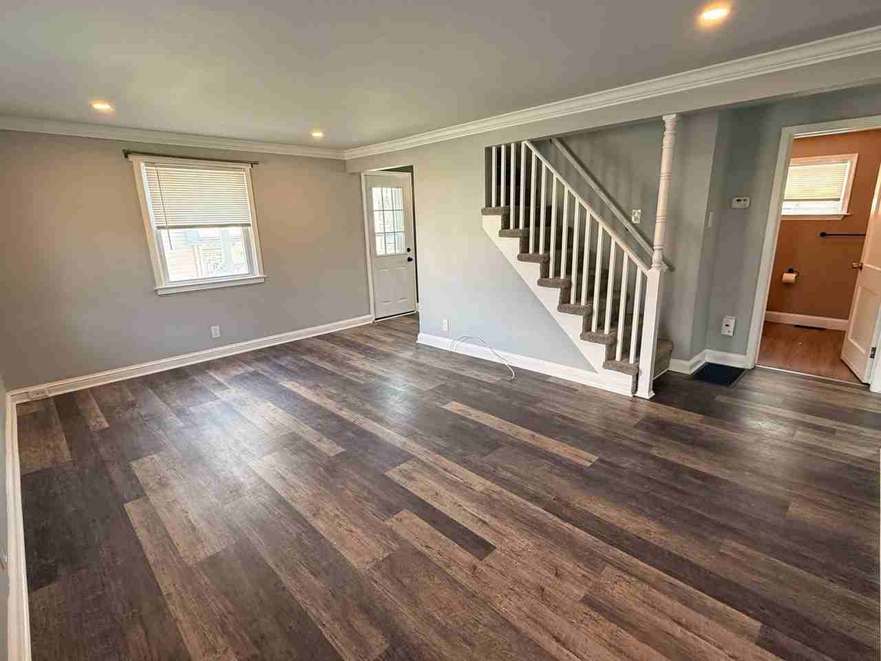 40 Neeld Ln - Photo 6 of 30