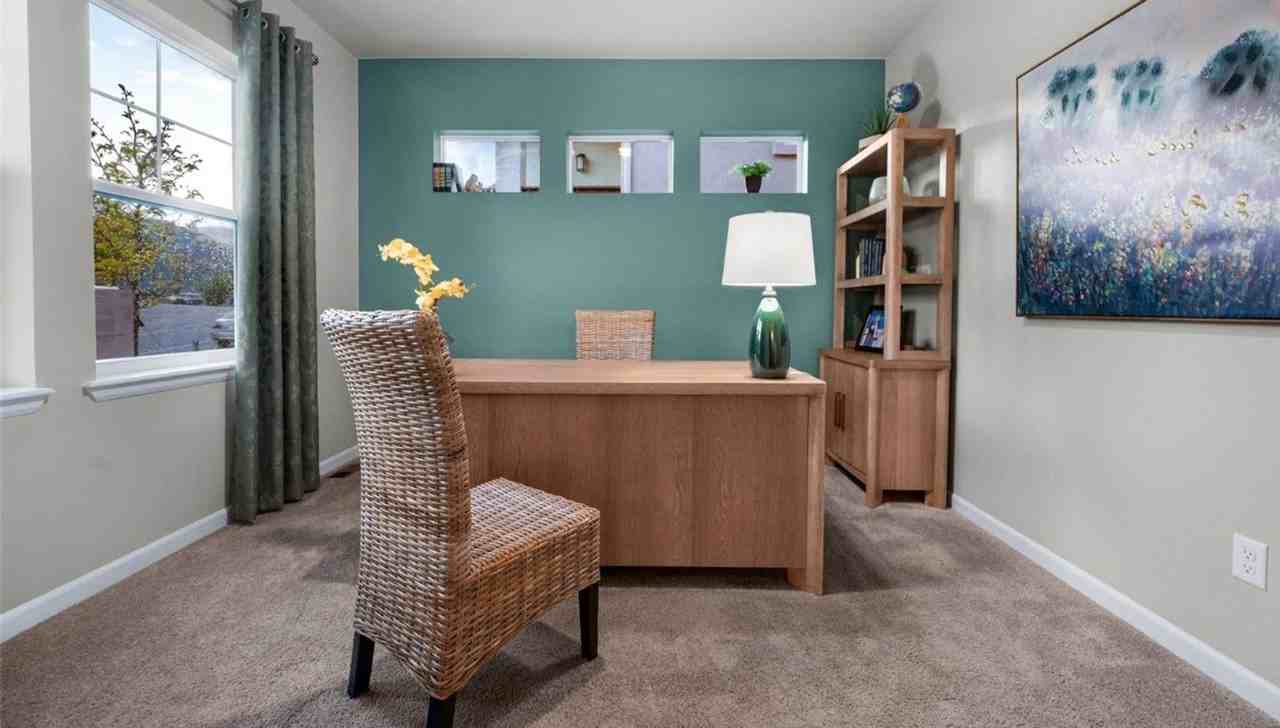 1714 Gold Hill Mesa Dr - Photo 4 of 40