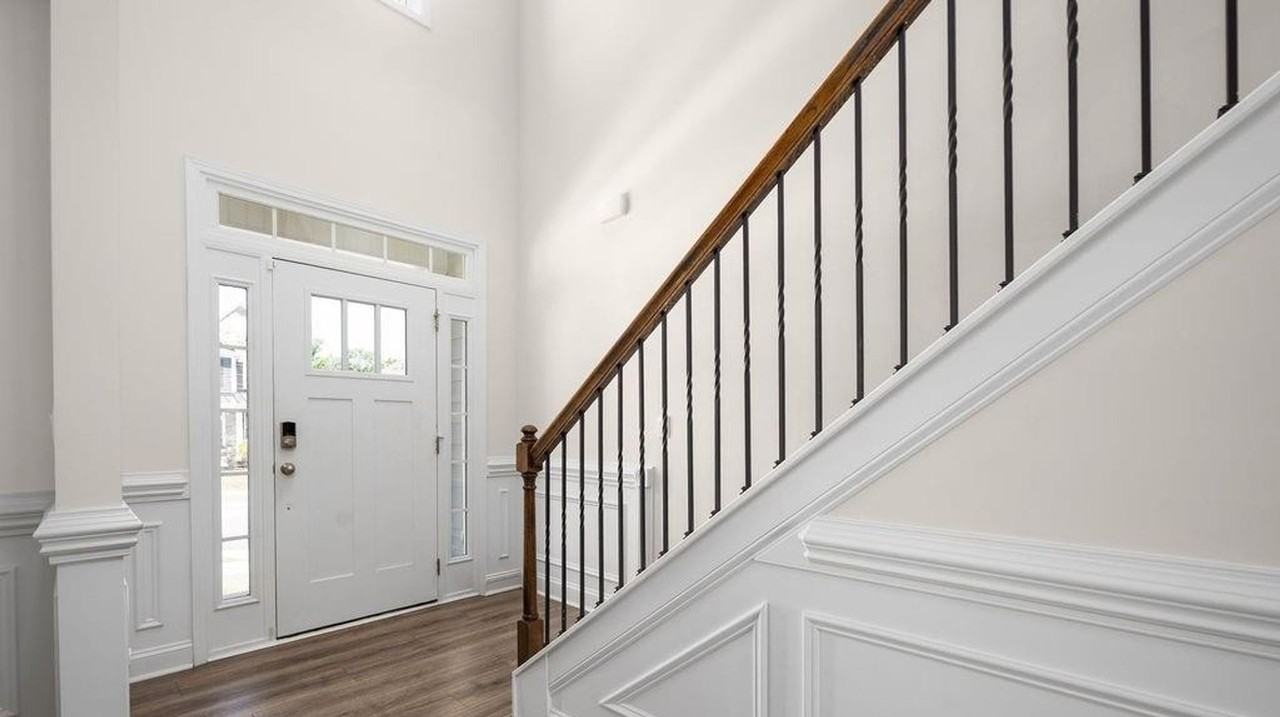 8137 Warford Little Rd - Photo 3 of 30