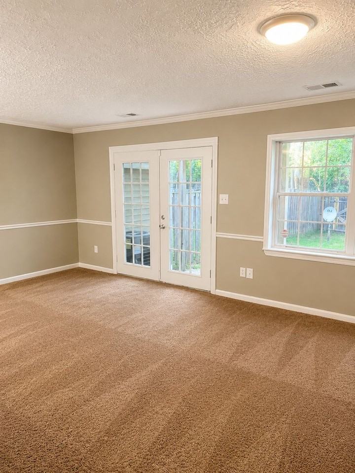 3236 Ryon Ct - Photo 4 of 9
